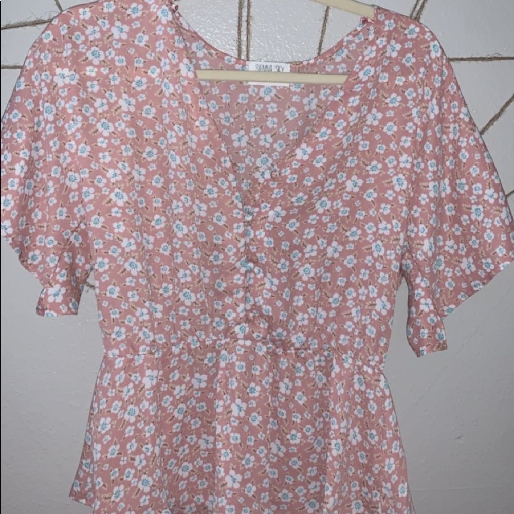 Light pink button up, V-Neck